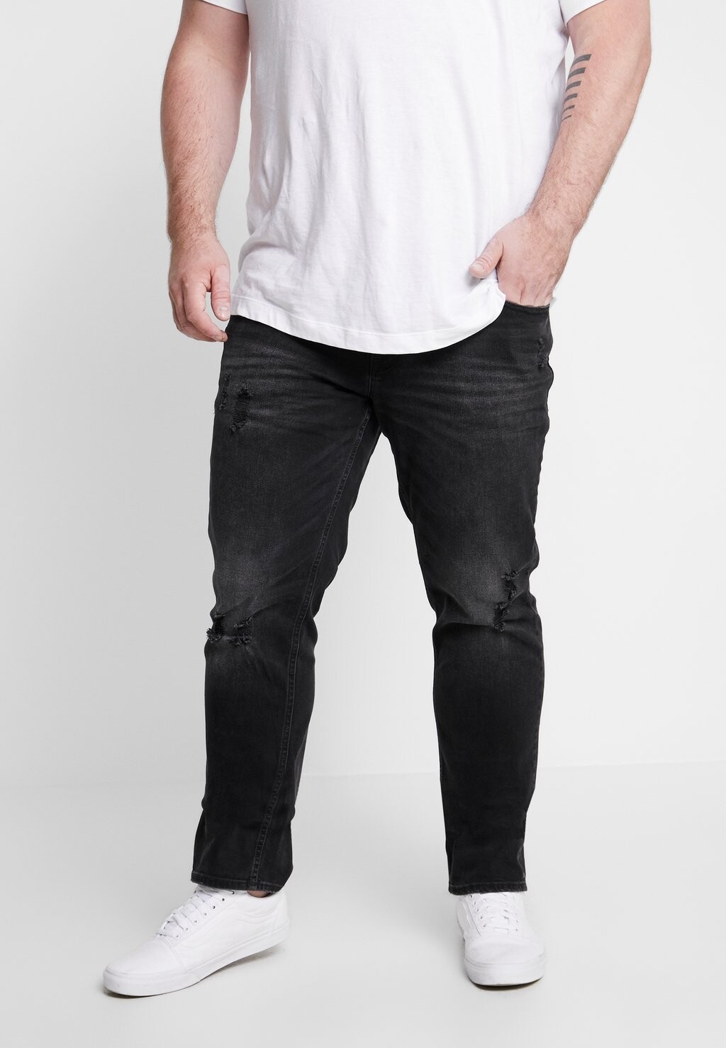 

Джинсы прямого кроя Jack & Jones