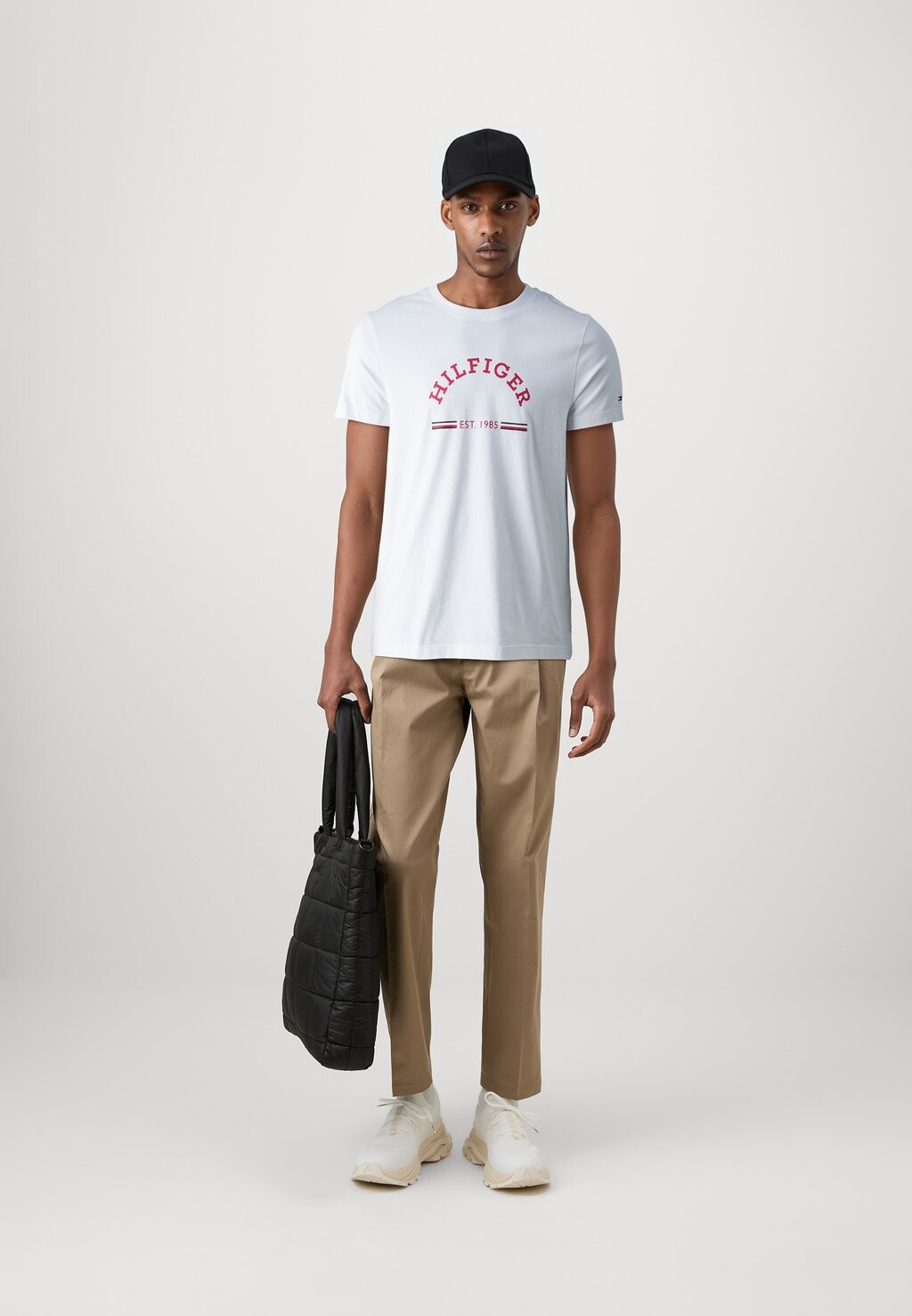 

Футболка с принтом Arch Tee Tommy Hilfiger, белая