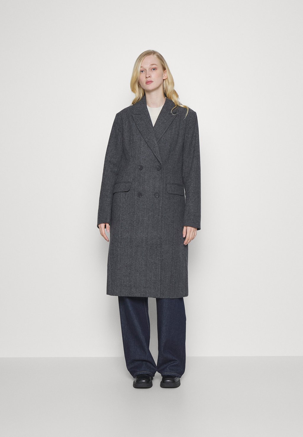 Классическое пальто ONLY Tall ПАЛЬТО ONLWILLA LONG HERRINGBONE, цвет dark grey melange