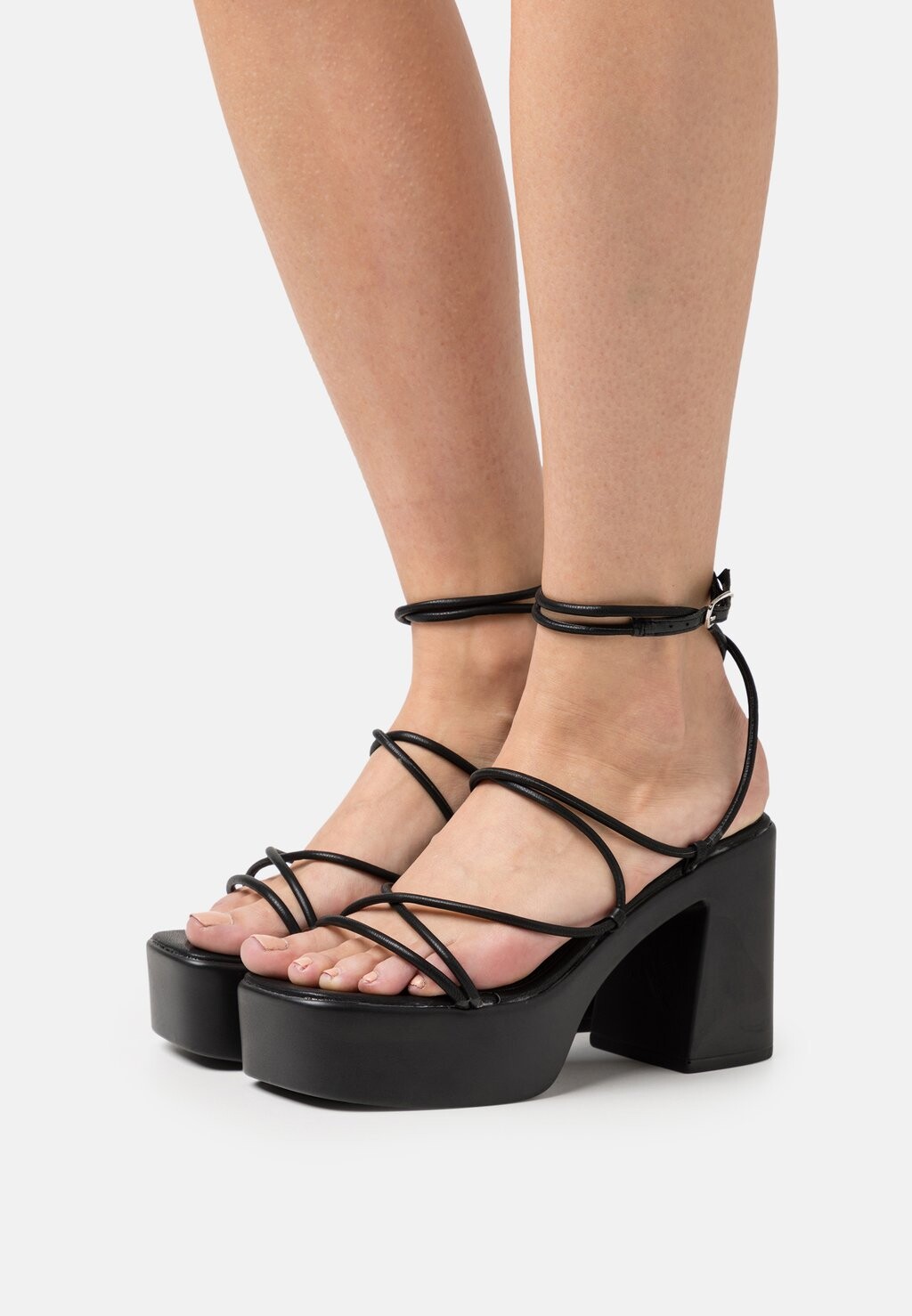 

Босоножки на платформе Rubi Shoes by Cotton On, черный