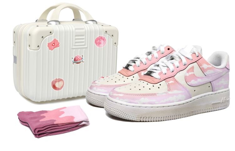 

Женские кроссовки для скейтбординга Nike Air Force 1