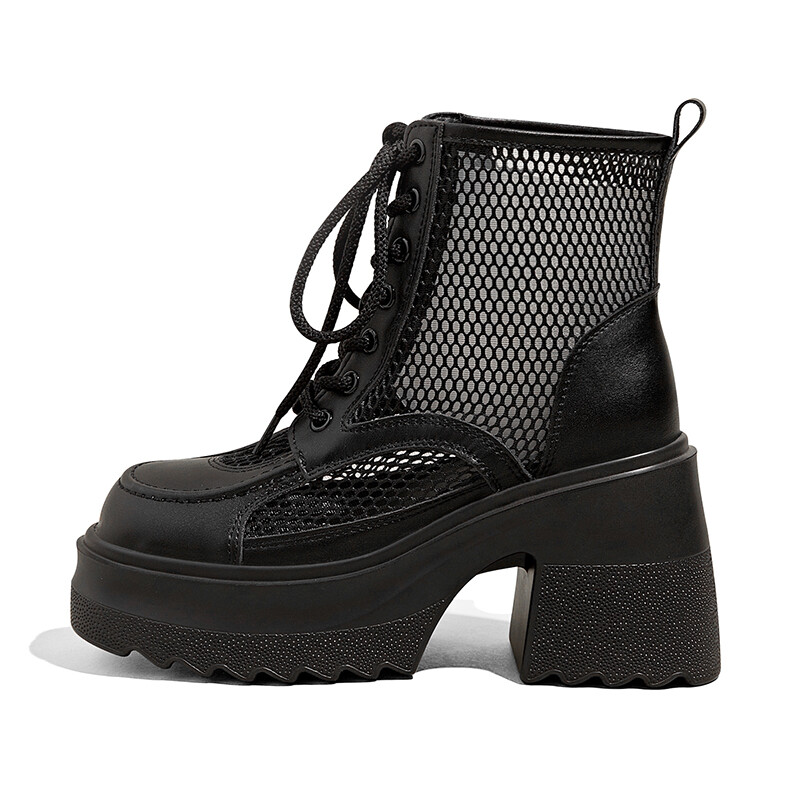 

Ботинки Martin Boot женские A Poinsettia Princess, черный