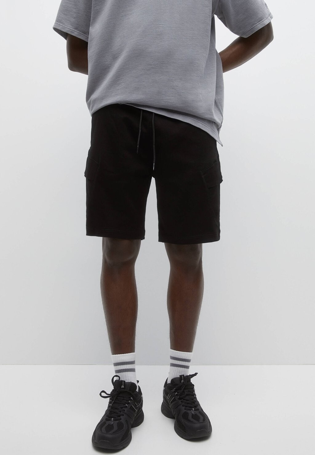 

Шорты PULL&BEAR, цвет black