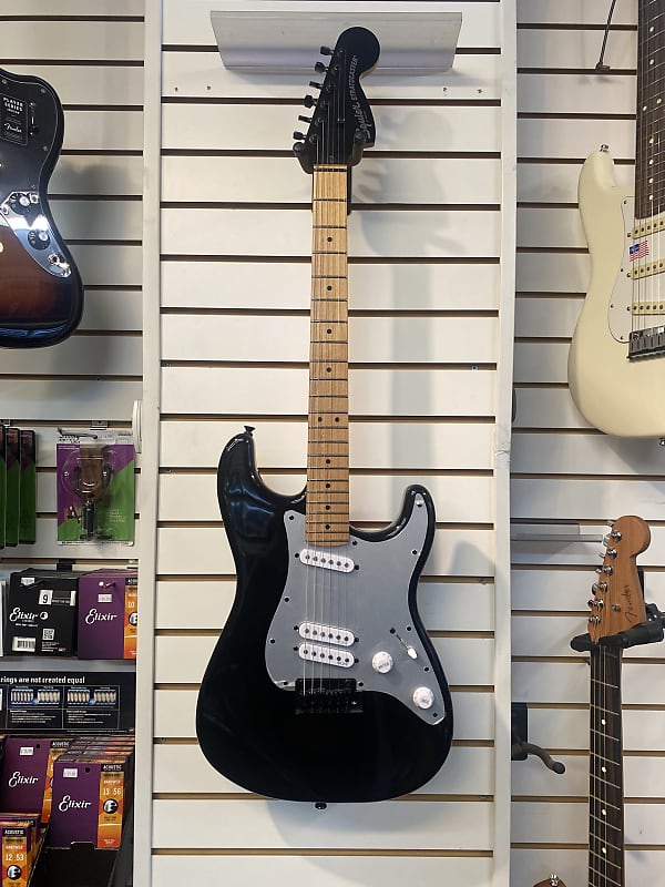 Электрогитара Fender Squier Contemporary Stratocaster Electric Guitar - Black электрогитара fender squier bullet ht sss wh