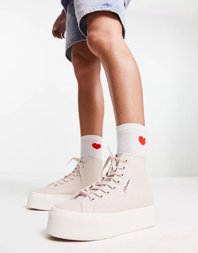 

Розовые кроссовки на высокой платформе Superga 2708
