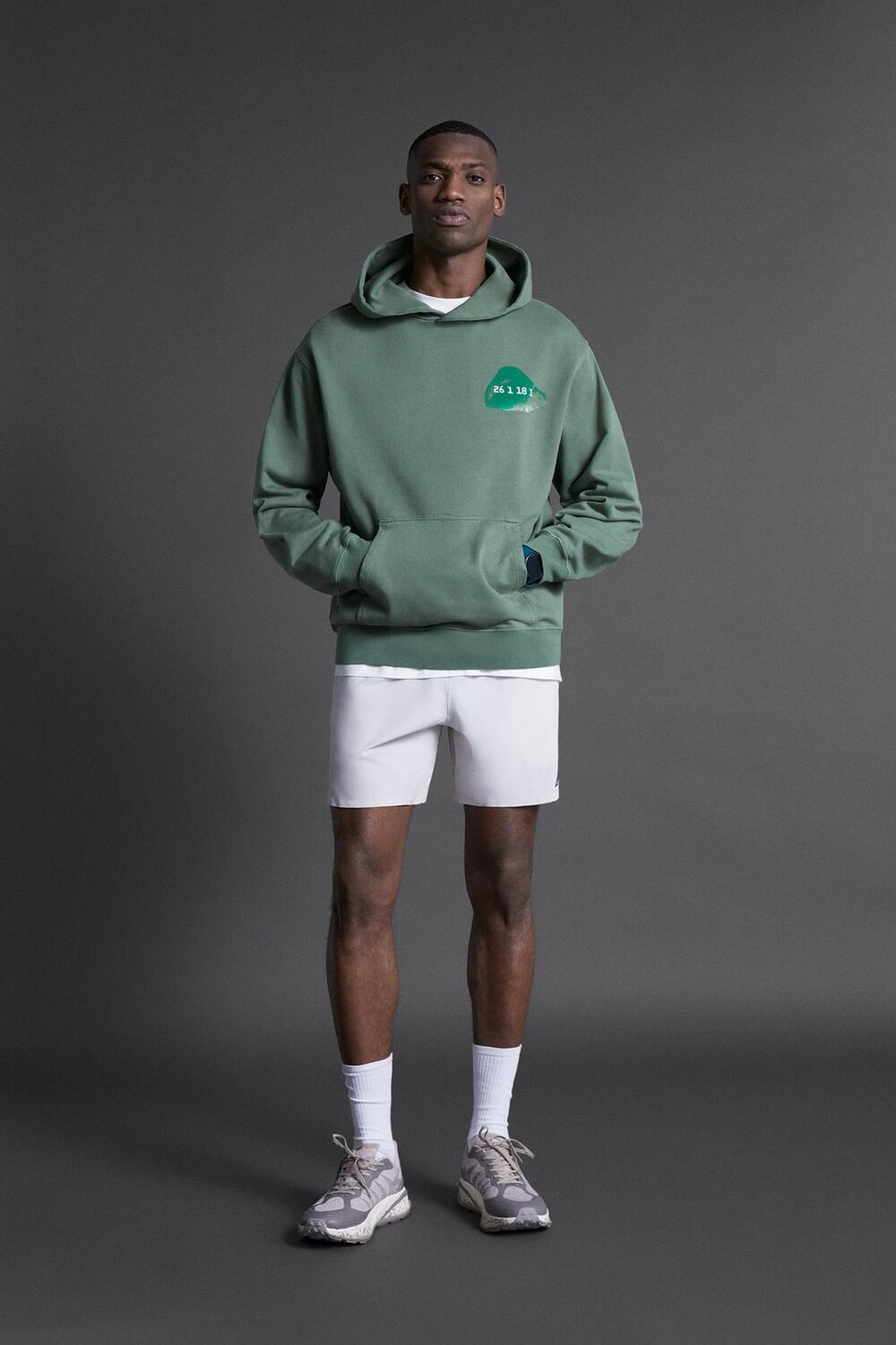 

Слоган худи ZARA, зеленый