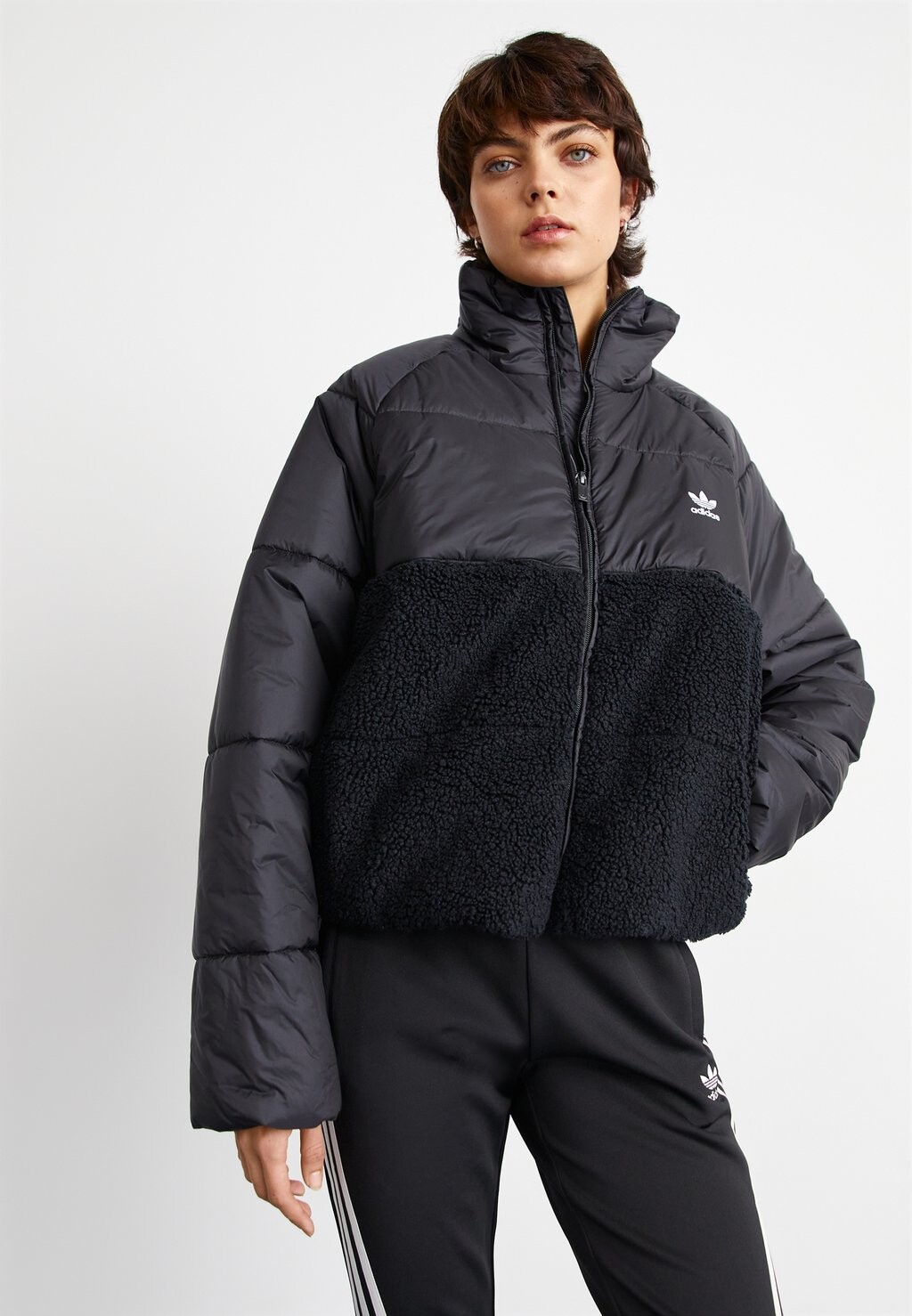 

Куртка зимняя adidas Originals POLAR JACKET, черный
