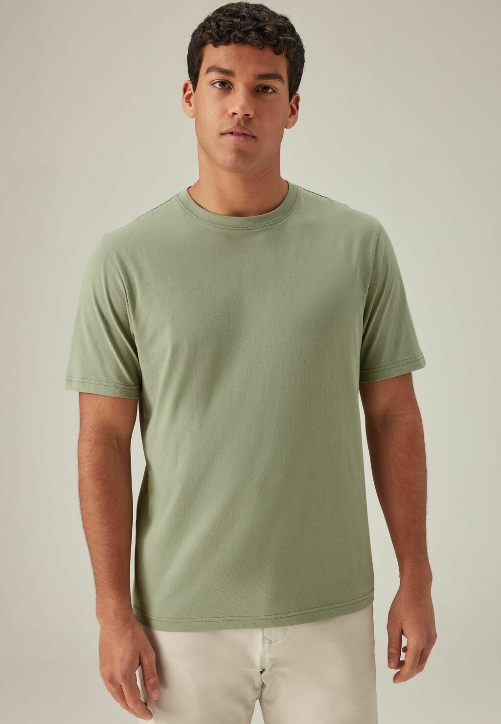 

Футболка базовая ESSENTIAL CREW NECK REGULAR Next, цвет sage green