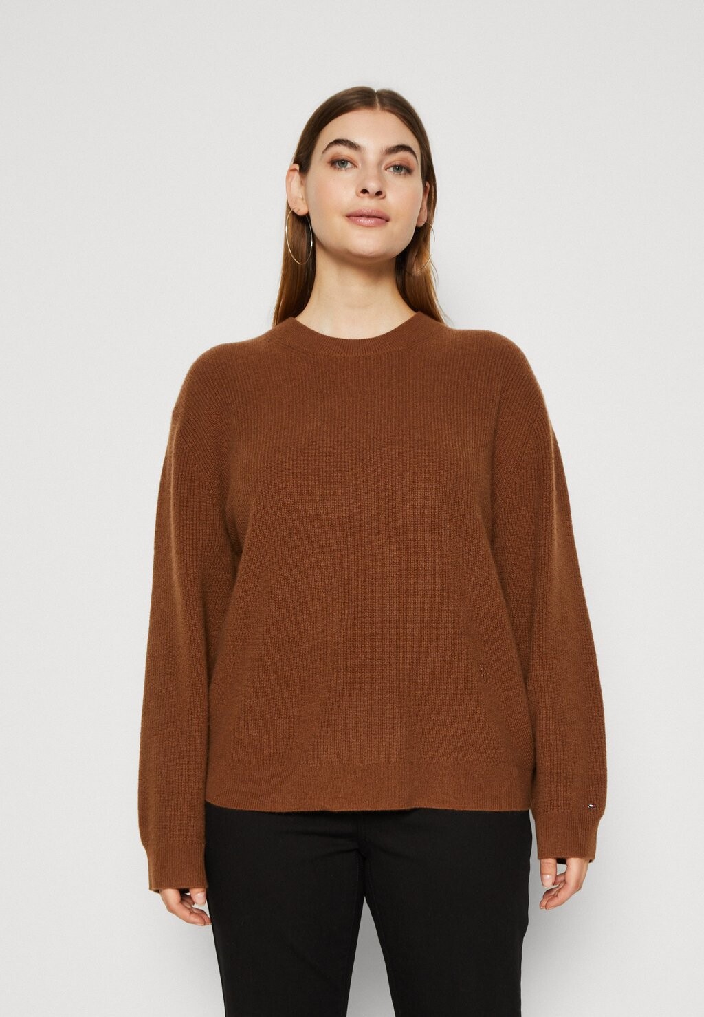 

Свитшот Tommy Hilfiger Curve СВИТЕР, цвет natural cognac