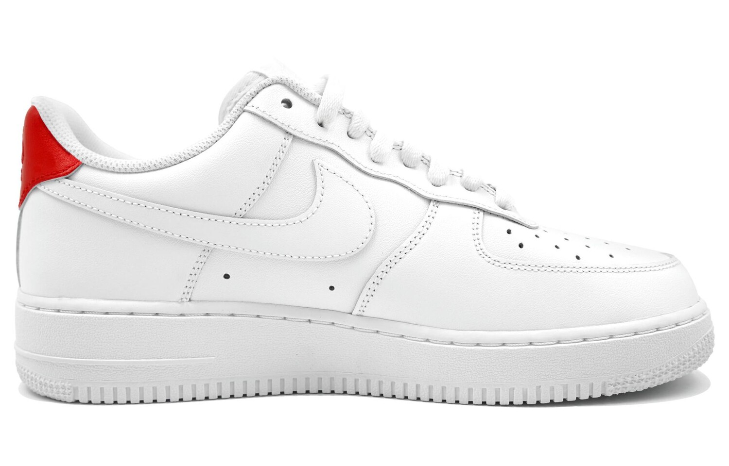 

Женские кроссовки для скейтбординга Nike Air Force 1, White