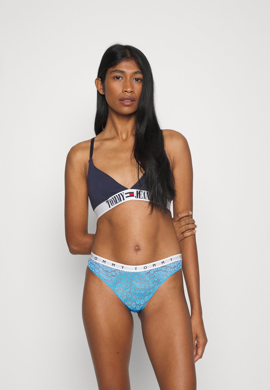 

Трусы Tommy Jeans