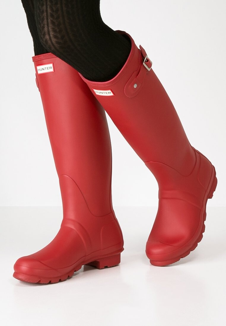

Резиновые сапоги Hunter ORIGINAL TALL VEGAN, цвет military red