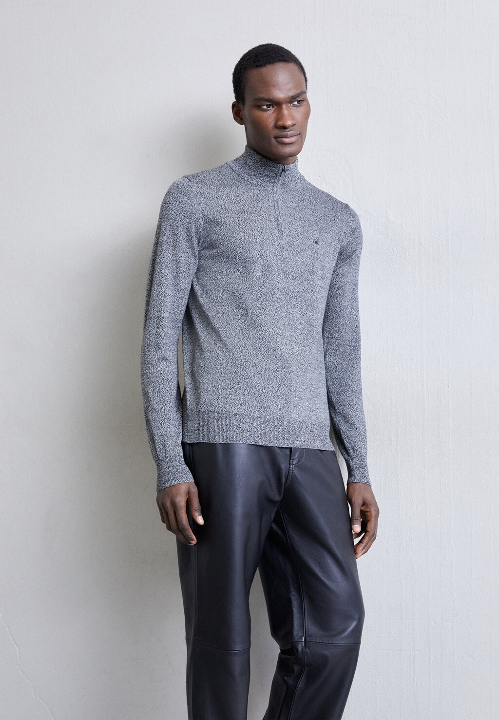 

Свитер Kiyan Quarter J.LINDEBERG, цвет black melange