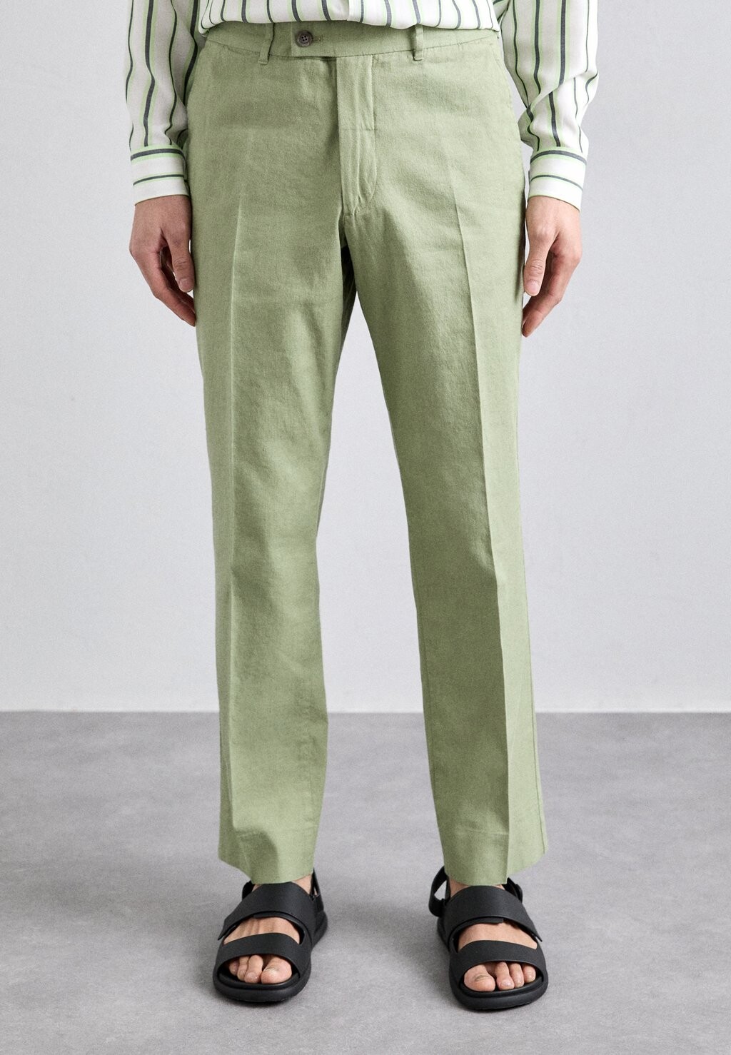 

Брюки LOIS PANTS J.LINDEBERG, оливковый