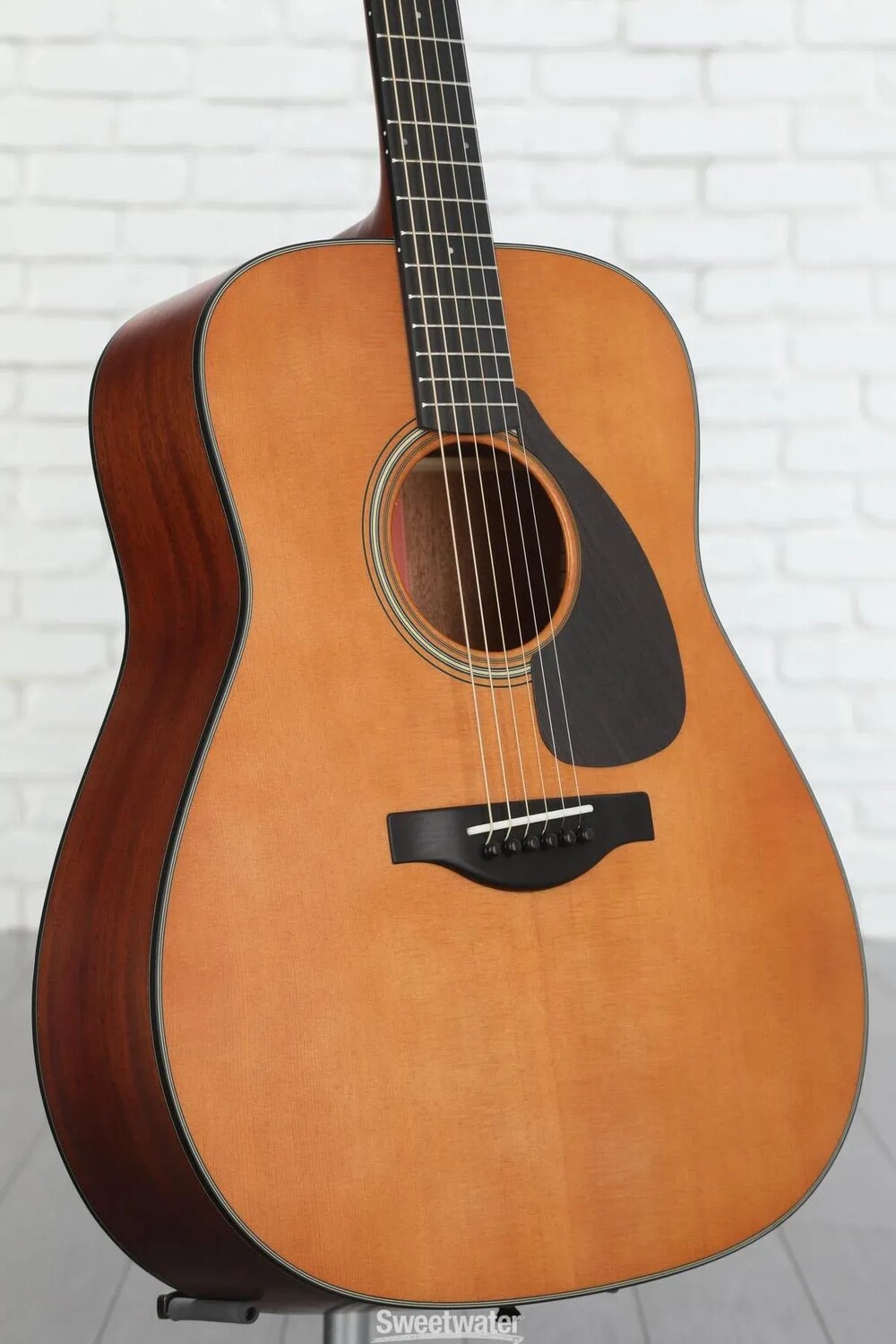 

Акустическая гитара Yamaha Red Label FG5 — натуральный цвет