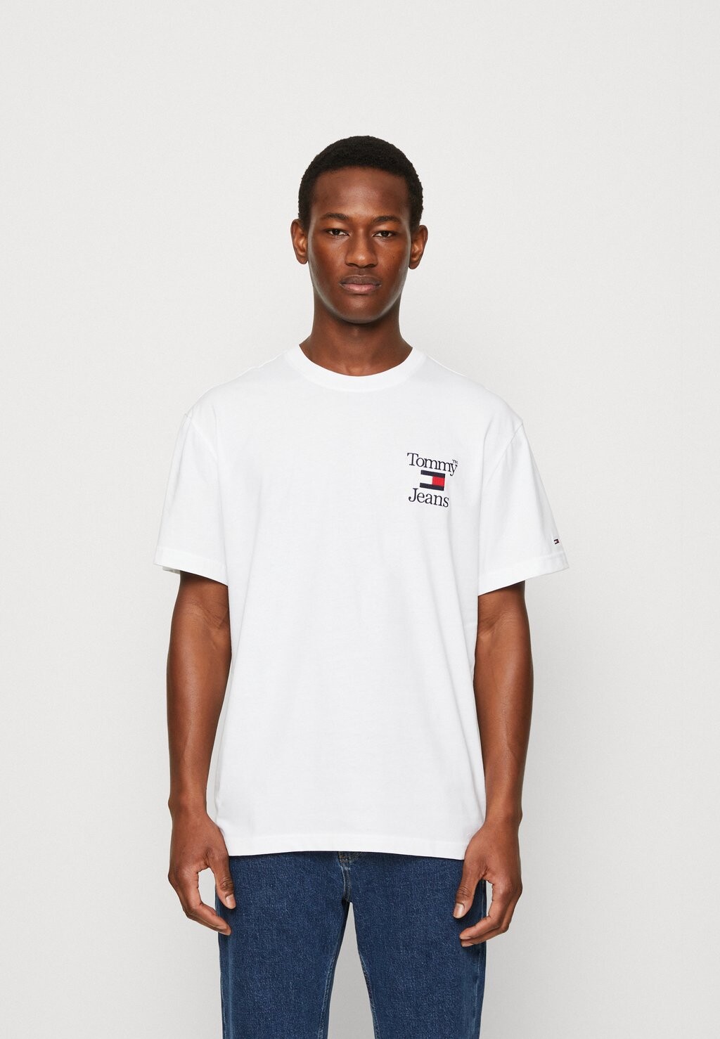 

Футболка с принтом Tommy Jeans, белый