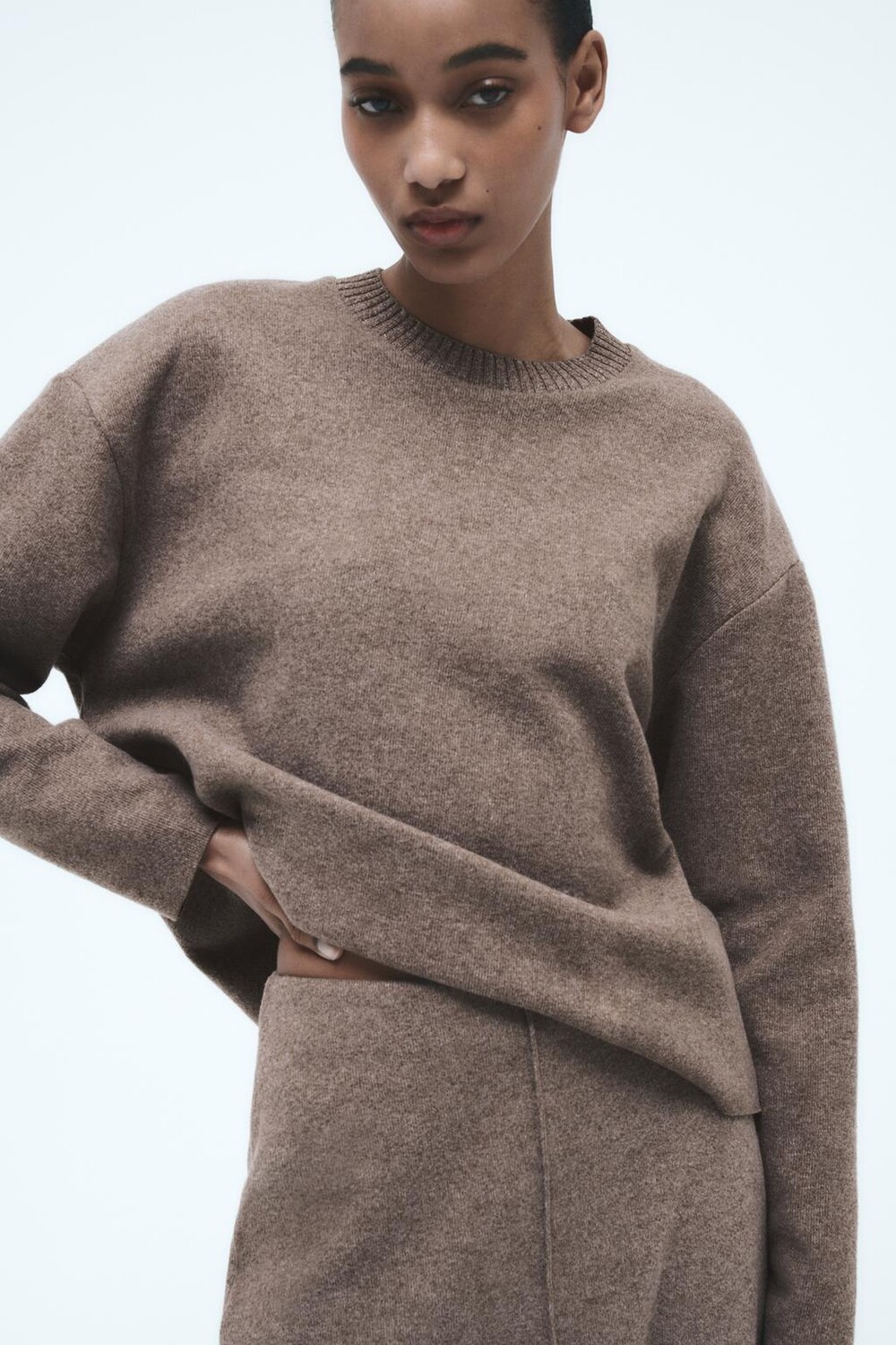 

Мягкий свитер ZARA, коричневая энергия, Коричневый