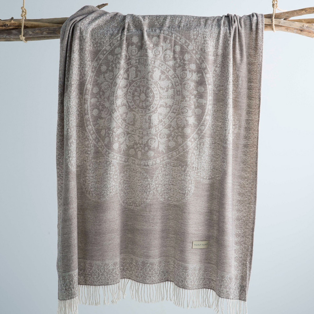 Мраморное декоративное одеяло Naf Naf, бежевый