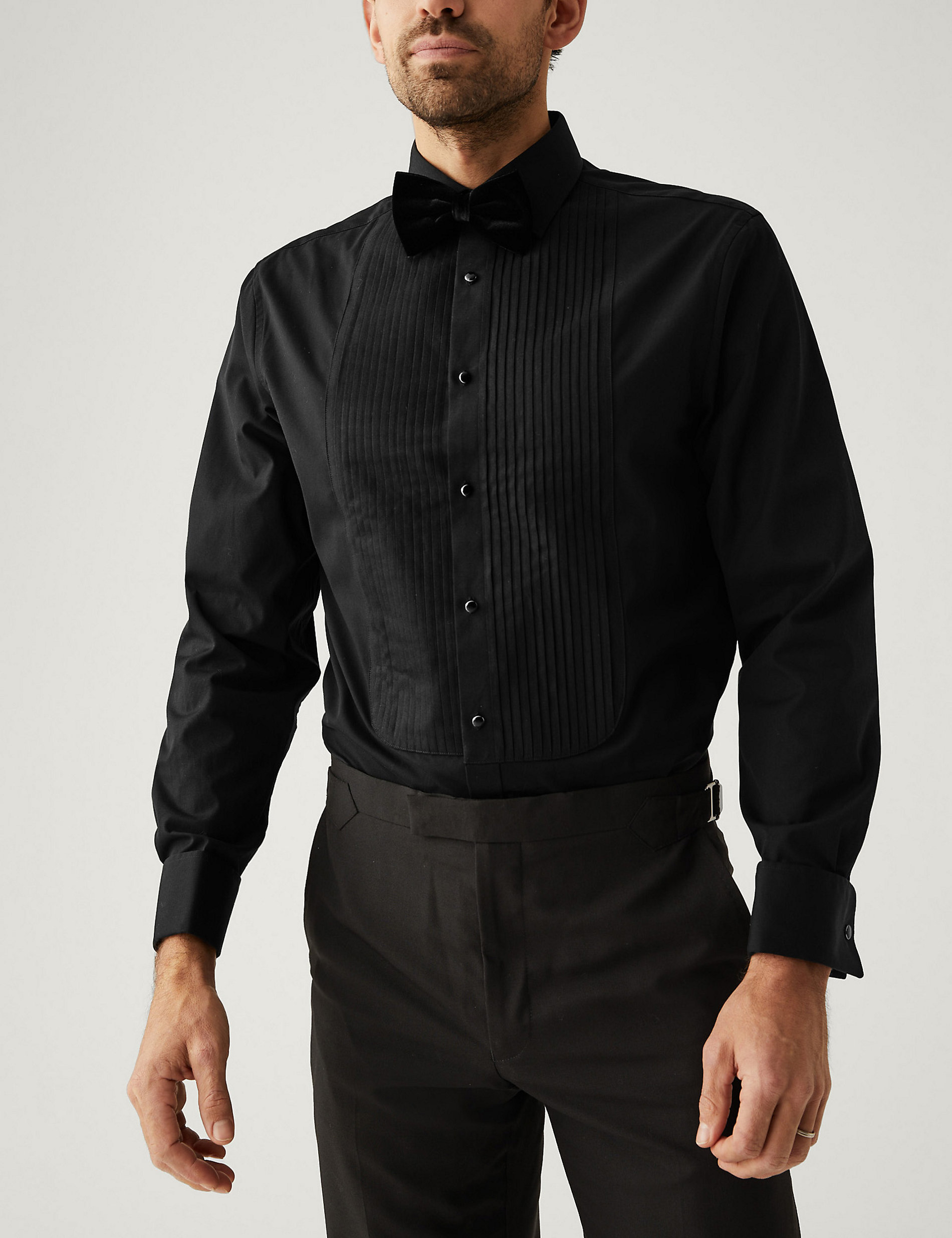 Вечерняя рубашка обычного кроя из чистого хлопка Marks & Spencer, черный luca d altieri рубашка риза обычного кроя из чистого фактурного хлопка белый