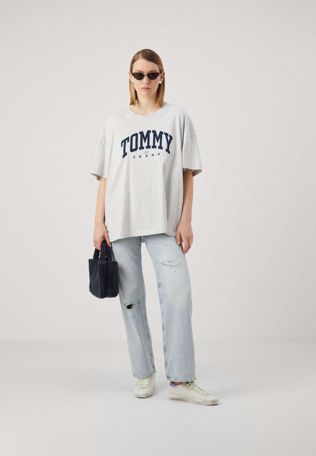 

Футболка с принтом Varsity Tee Tommy Hilfiger, светло-серый
