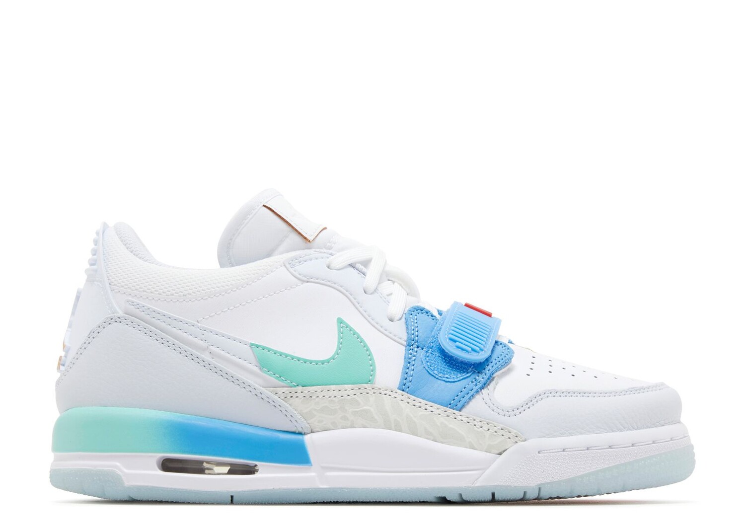 

Кроссовки Air Jordan Jordan Legacy 312 Low Gs 'Emerald Rise', белый