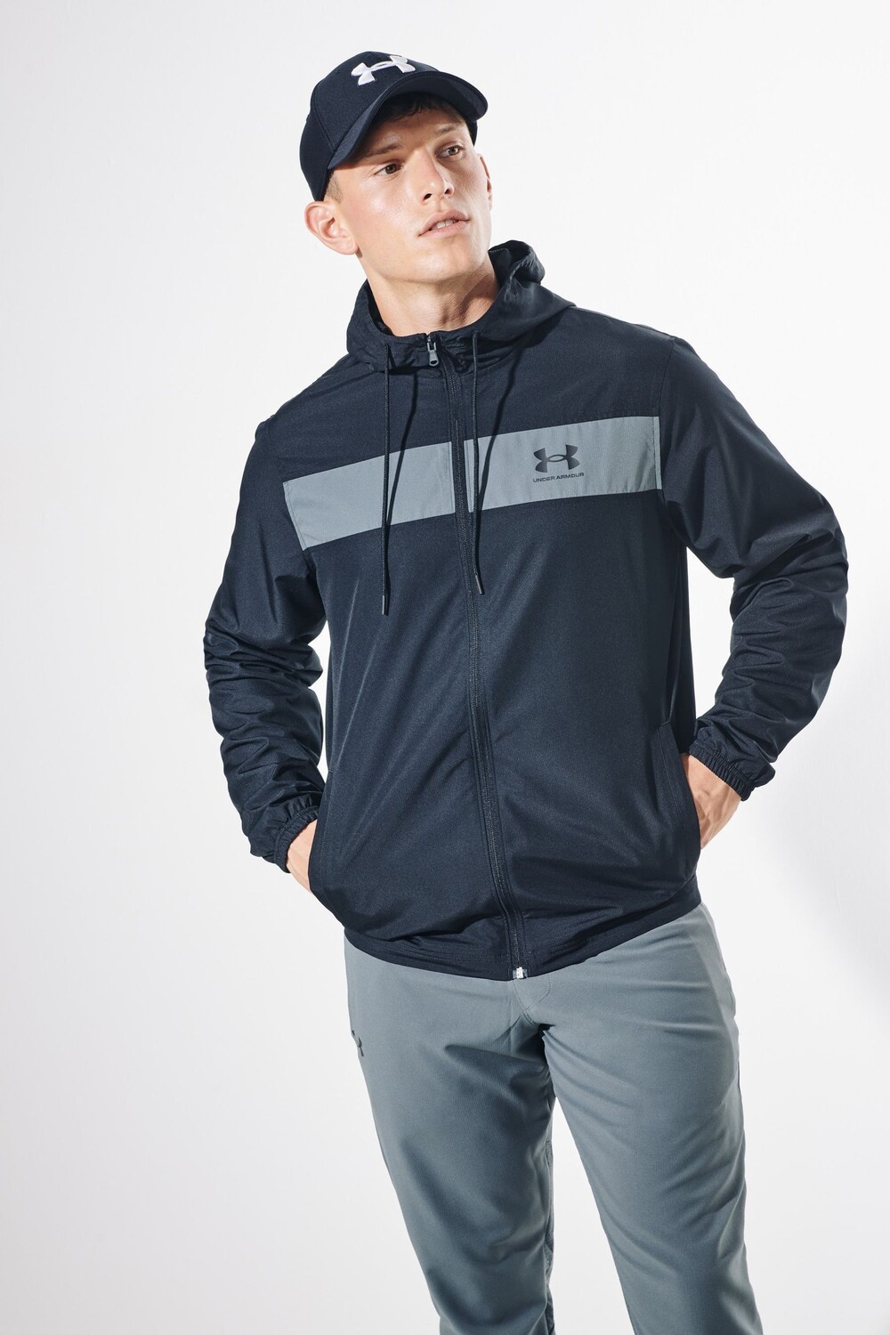 

Черные куртки в спортивном стиле Under Armour, черный