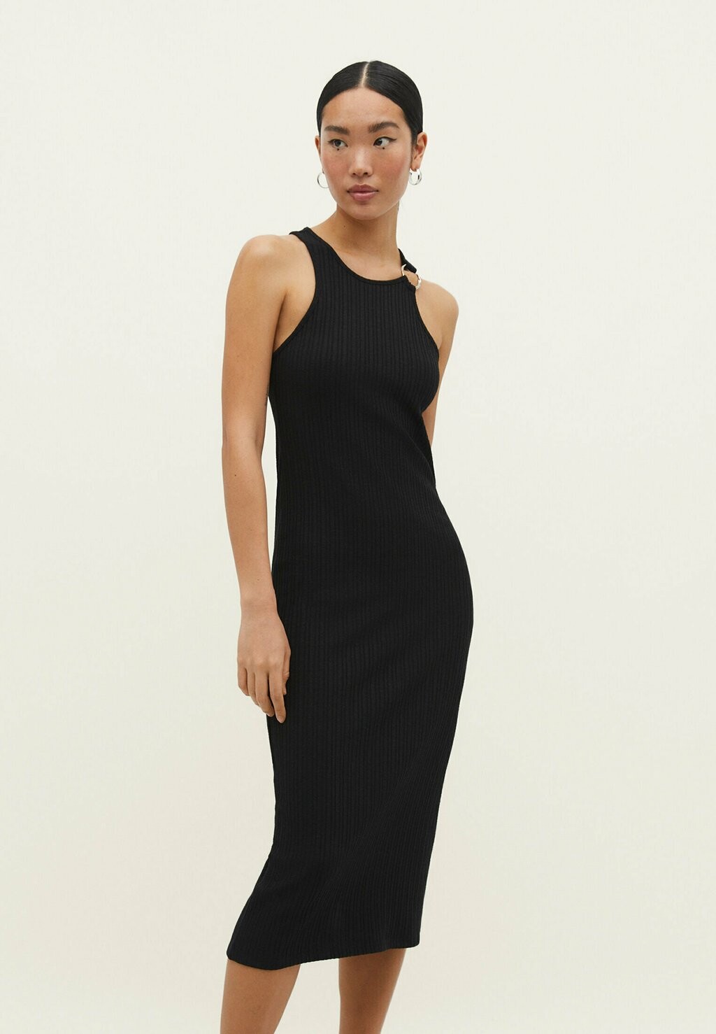 

Трикотажное платье Stradivarius