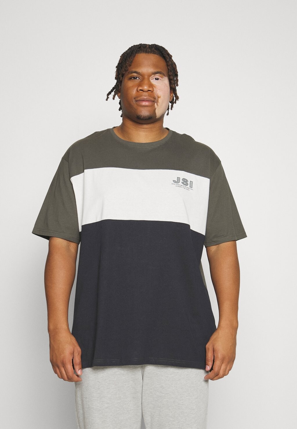 

Футболка с принтом Cut And Sew O-Neck Tee Jack's Sportswear, цвет army