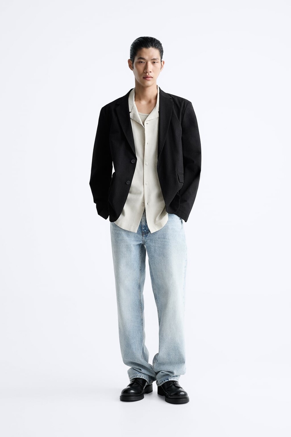 

Пиджак из сирсакера ZARA, черный