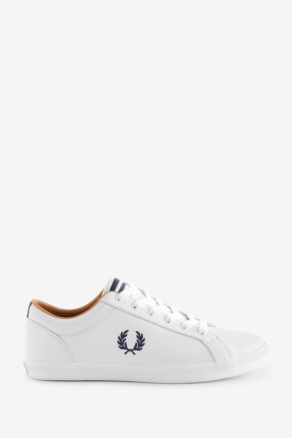 

Базовая кожаная спортивная обувь Fred Perry, белый