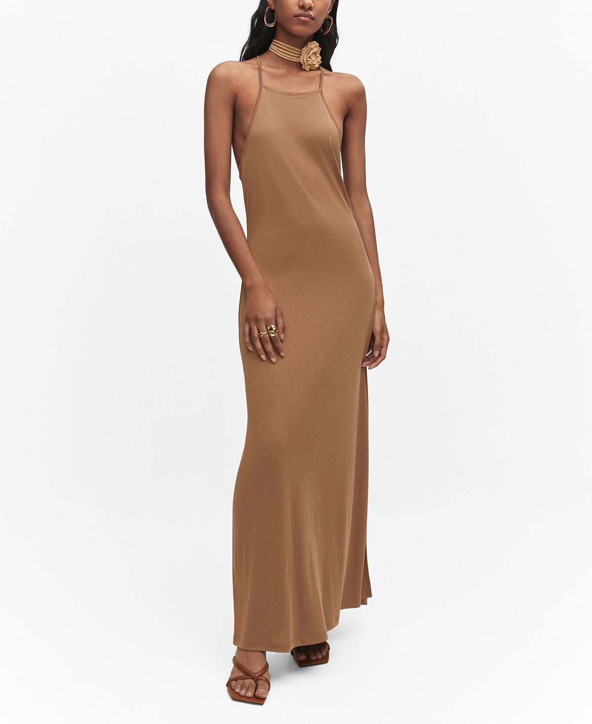 

Женское модальное платье с бретелькой на шее MANGO
