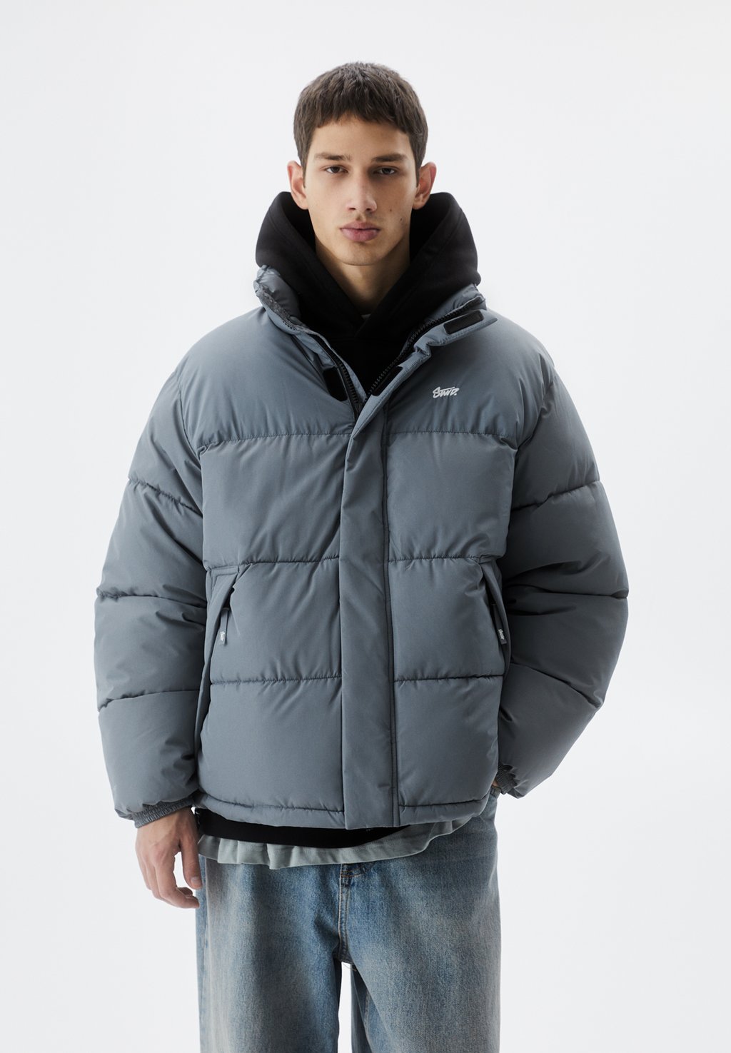 

Зимняя куртка Stwd Paneled Puffer PULL&BEAR, цвет grey