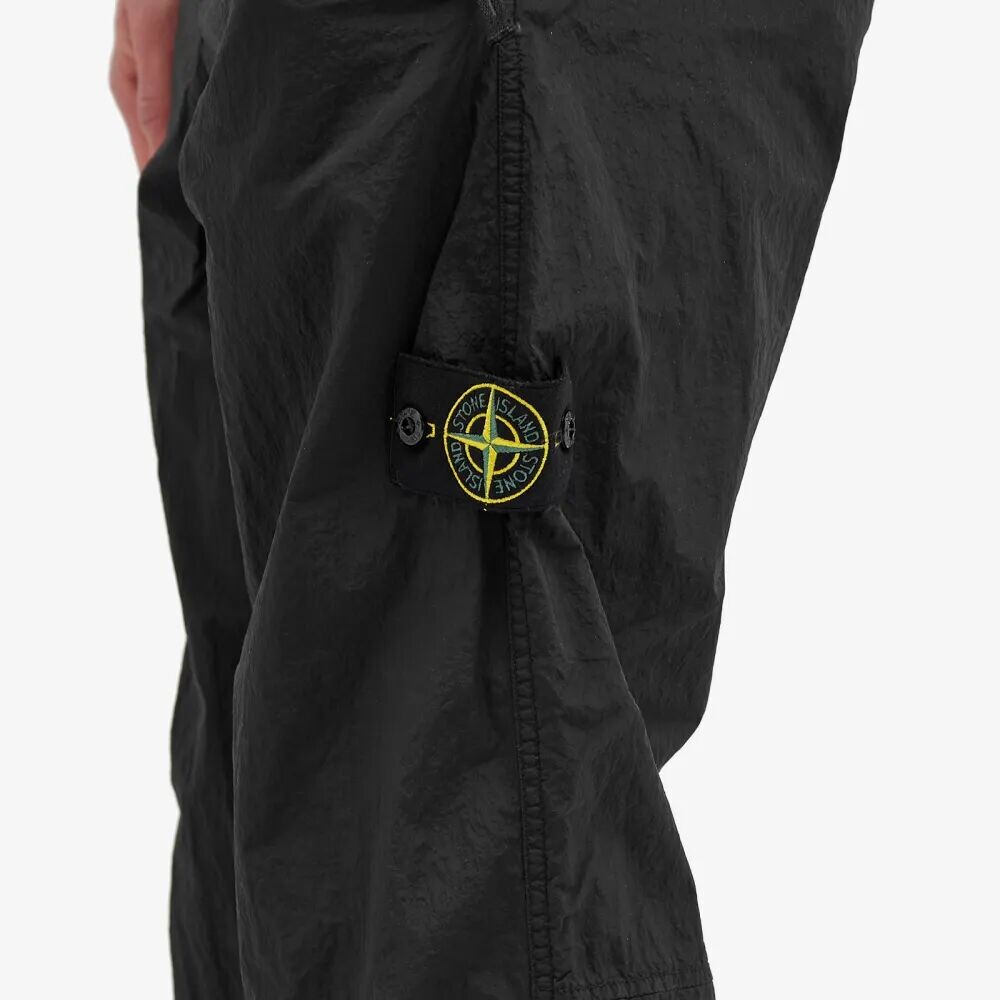 цена Stone Island Брюки из нейлона и металла из эконила, черный