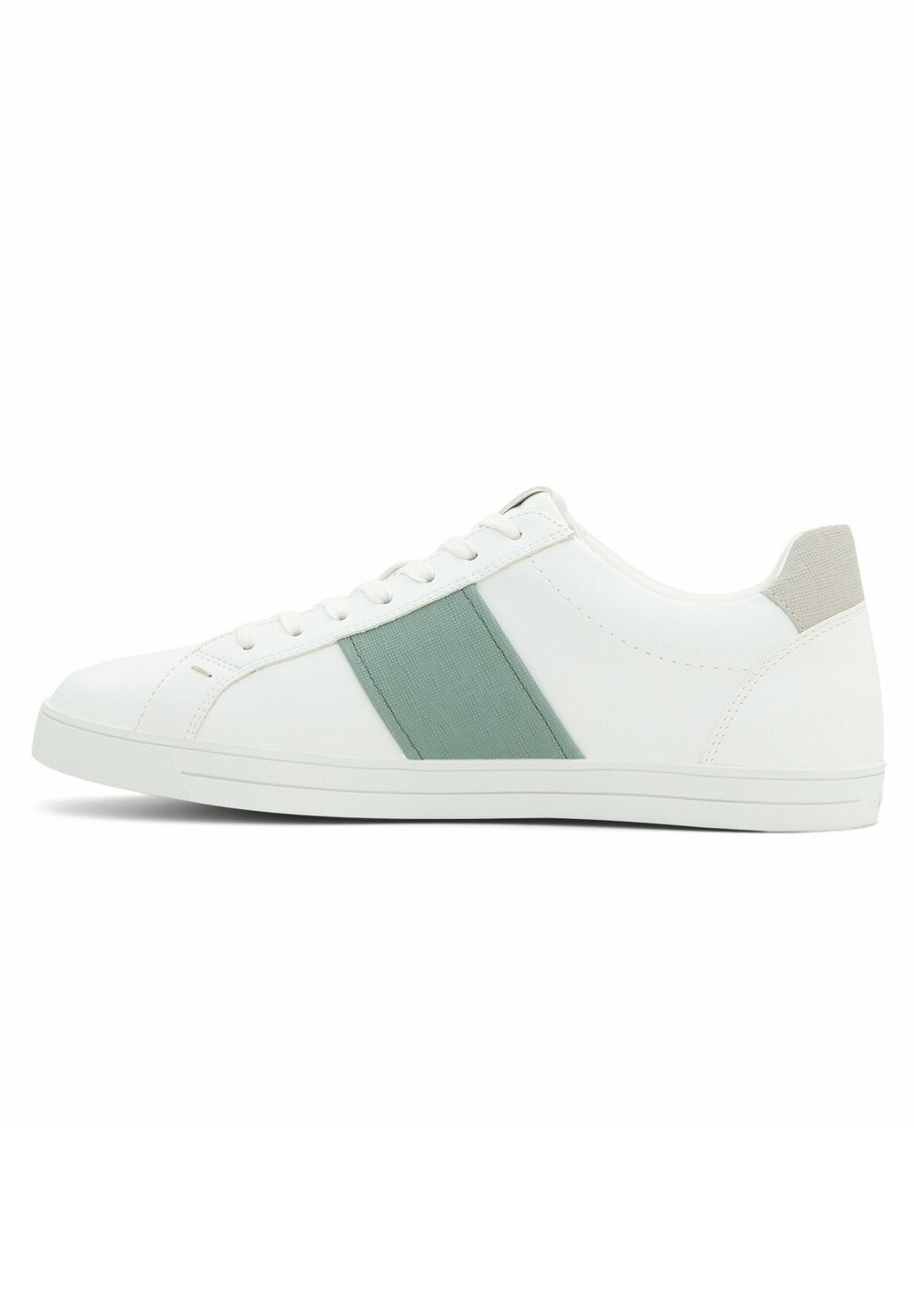 

Низкие кеды ALDO