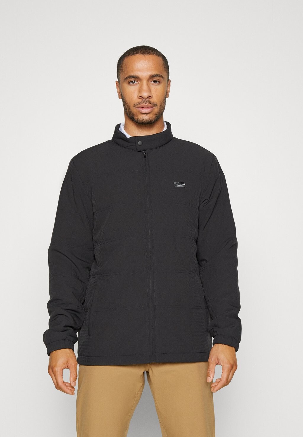

Куртка TravisMathew