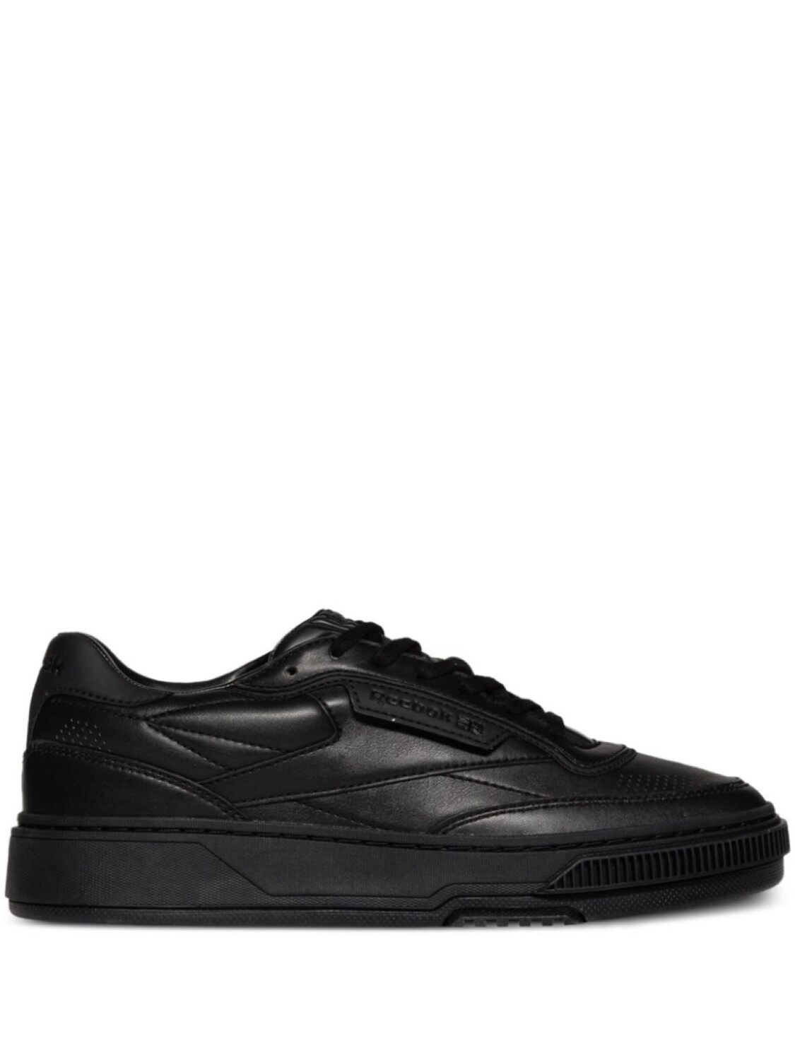 

Reebok кроссовки Club C с нашивкой-логотипом, черный