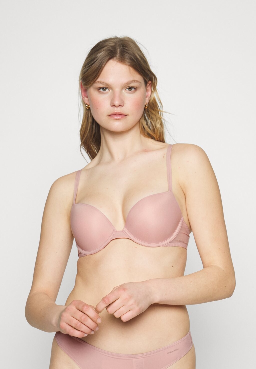 

Бюстгальтер пуш-ап Calvin Klein Underwear