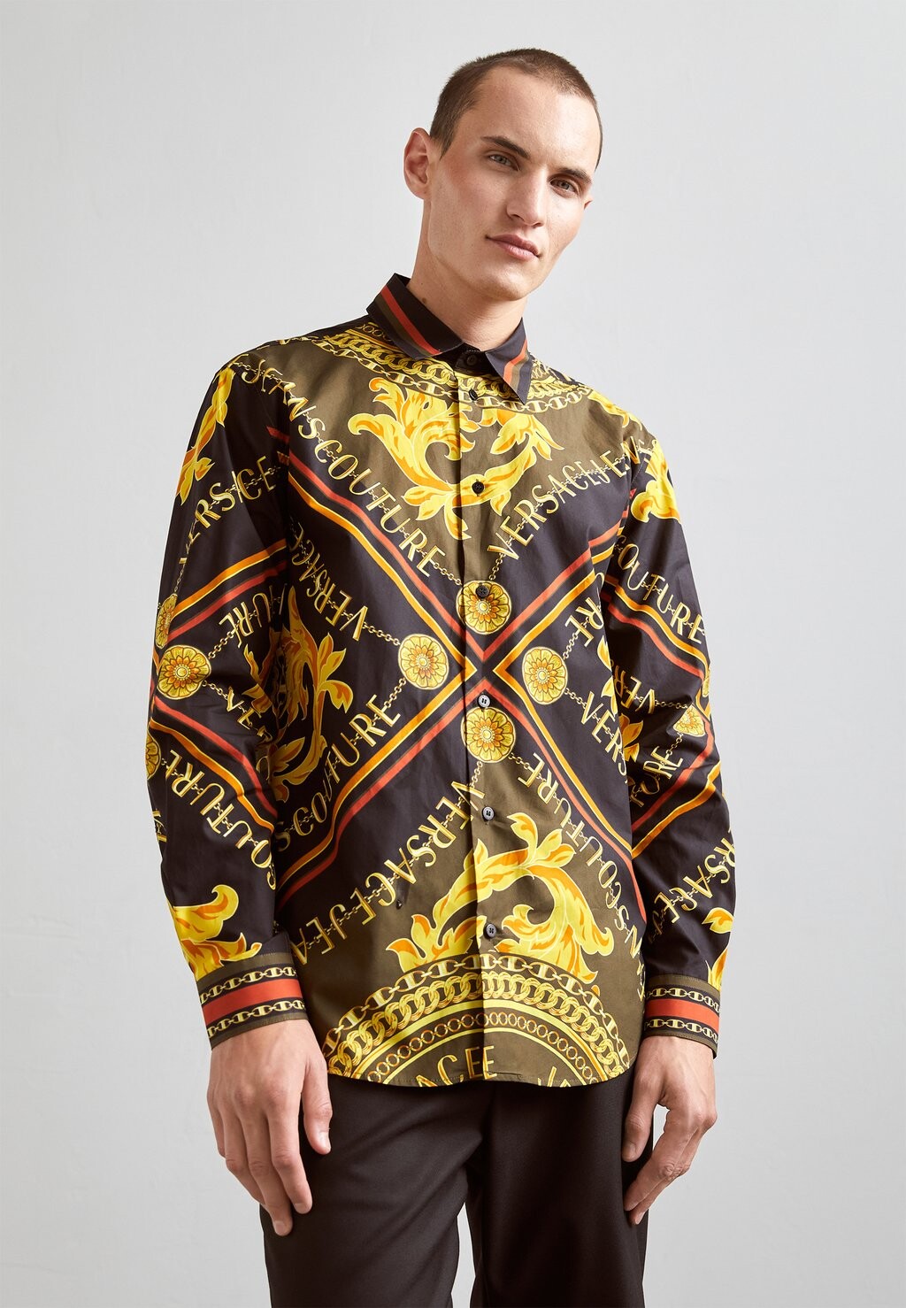 

Рубашка Panel Foulard Versace Jeans Couture, цвет black/yellow