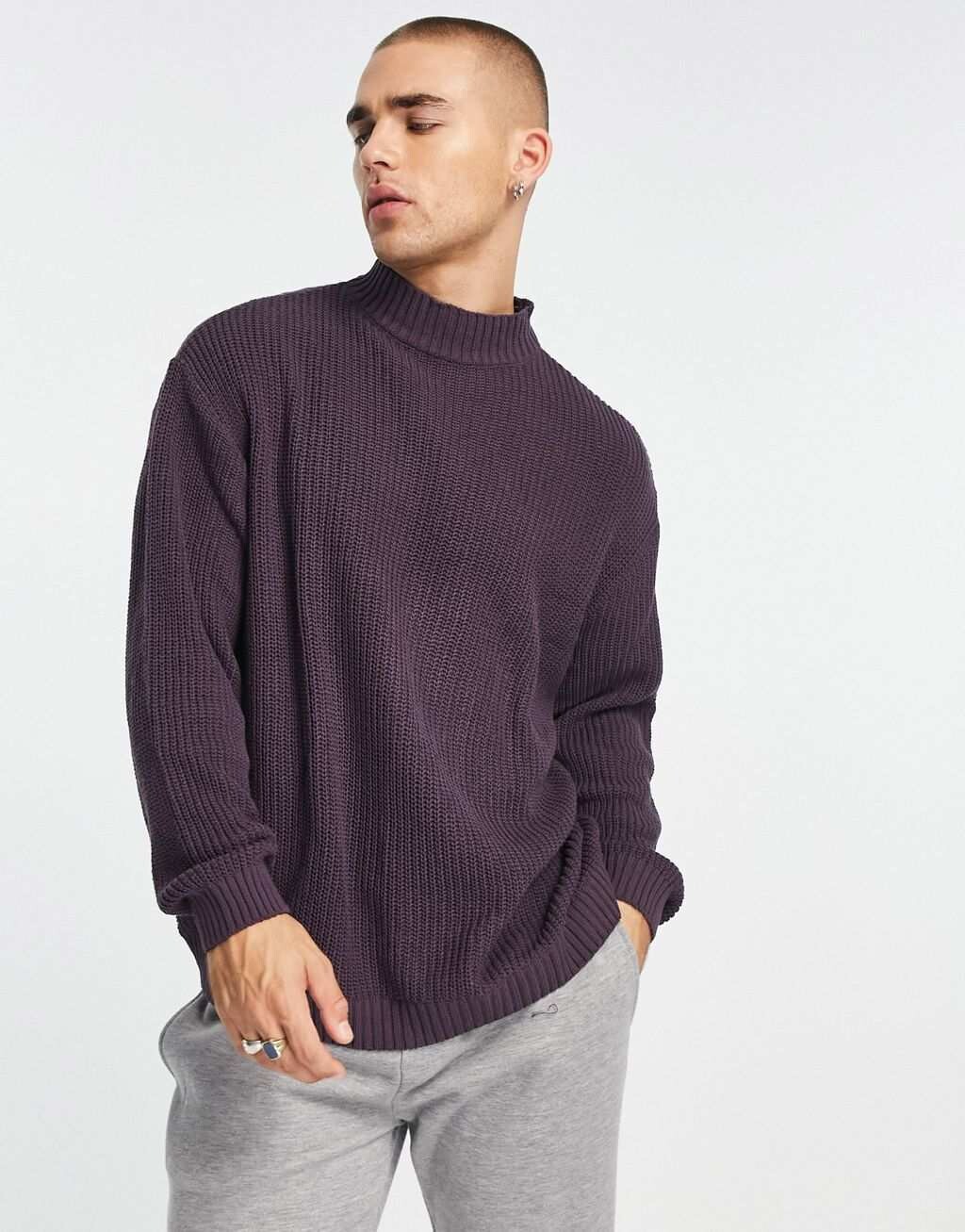 

Фиолетовый объемный джемпер в рубчик с высоким воротником в рубчик ASOS DESIGN