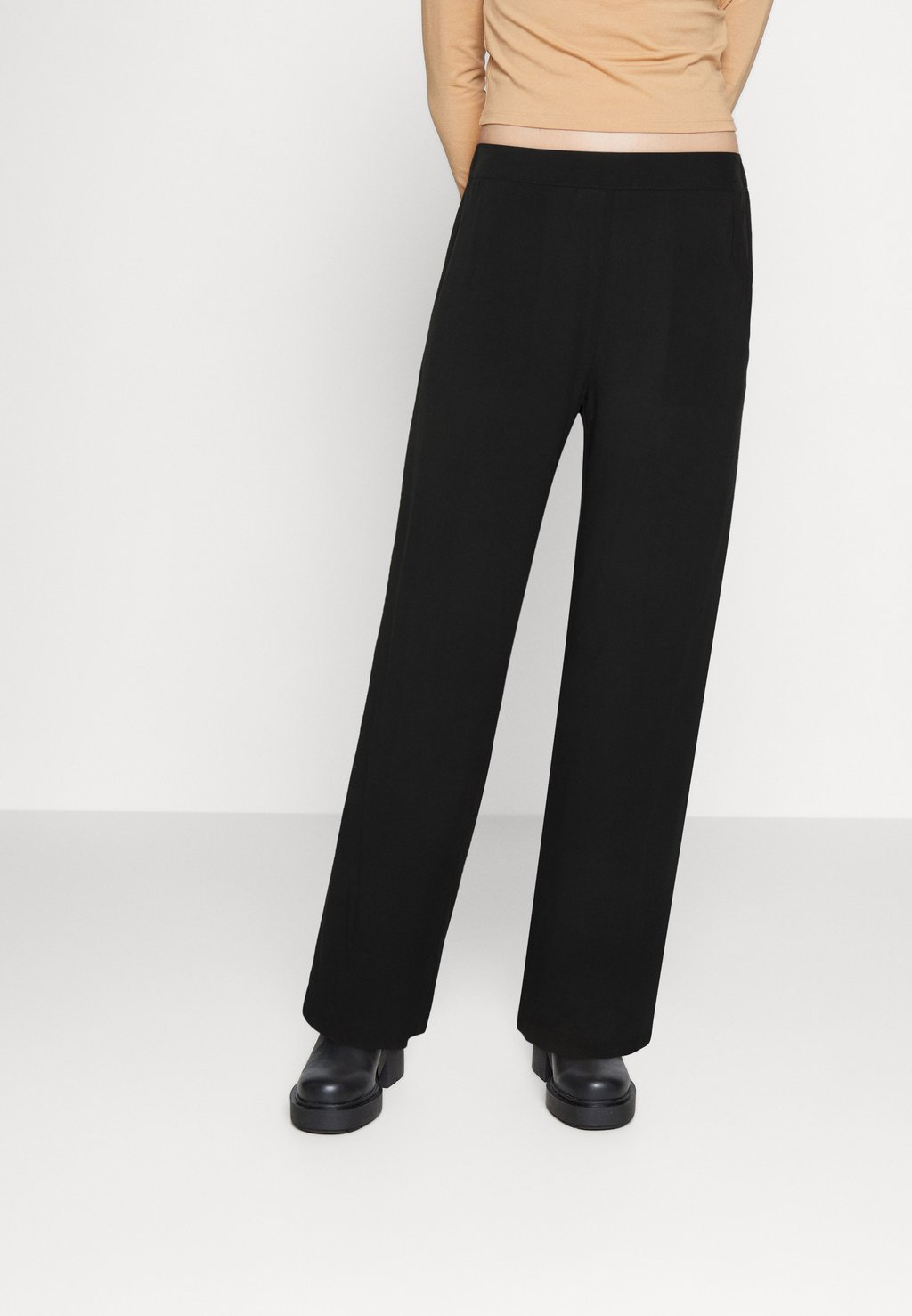 

Брюки Vero Moda Vmeasy Wide Pants, черный однотонный