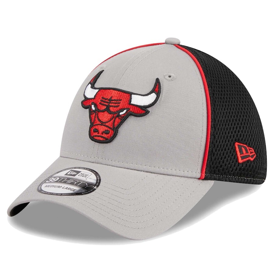 

Бейсболка New Era Chicago Bulls, серый