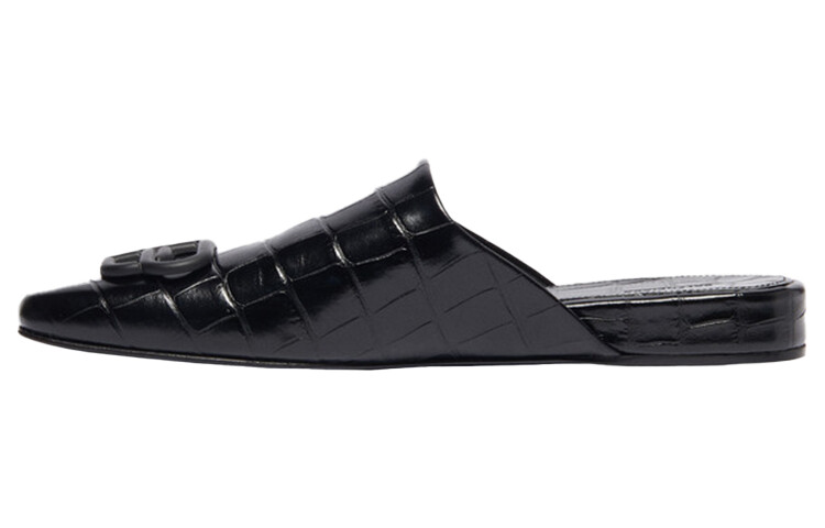 

Уютные тапочки женские Balenciaga