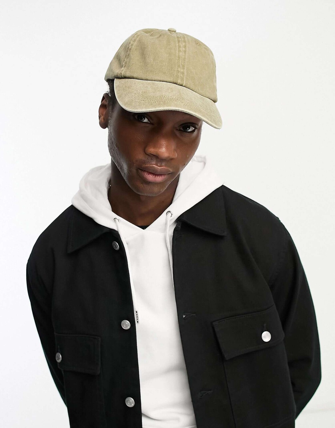 

Мягкая бейсболка ASOS из стираного хлопка цвета хаки