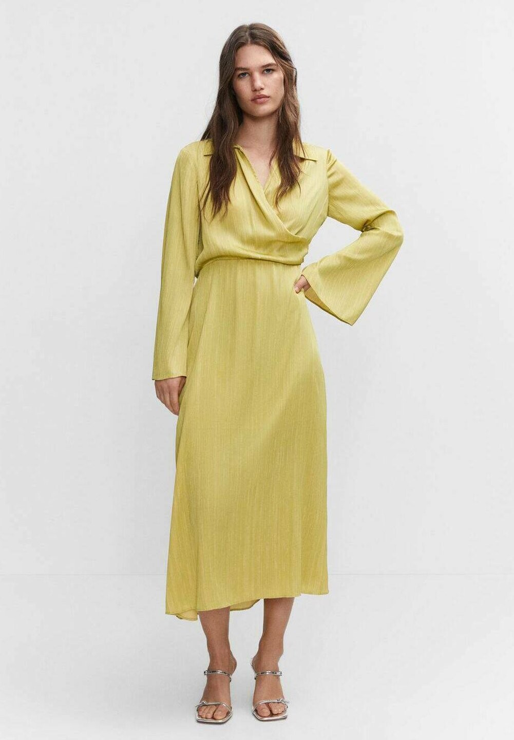

Летнее платье Mango