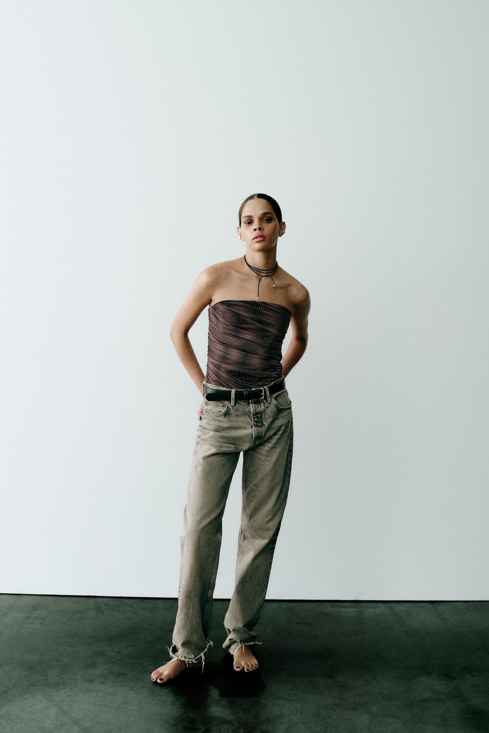 

Топ из тюля без принта с принтом ZARA, хаки