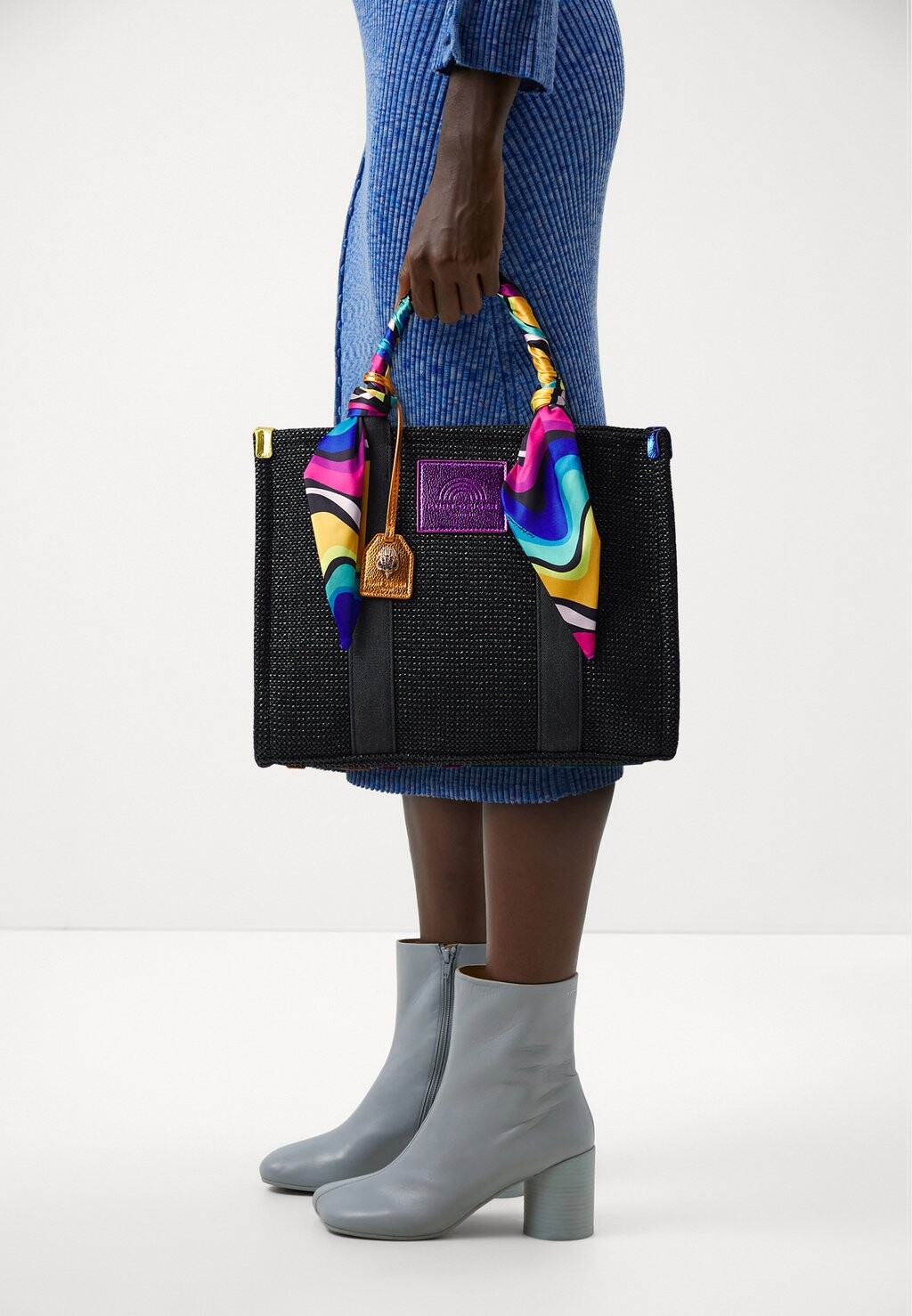 

Сумка SOUTHBANK TOTE Kurt Geiger London, цвет black