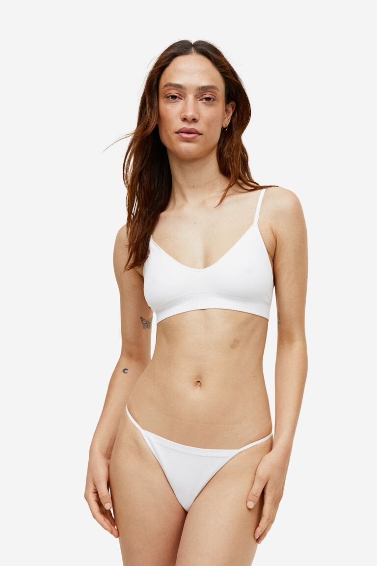 

Комплект из двух бесшовных трусов-стрингов H&M