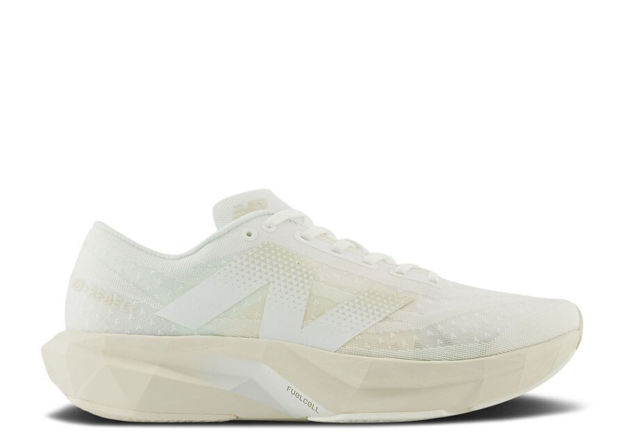 

Кроссовки New Balance Fuelcell Rebel V4 'White Linen', кремовый, Серый