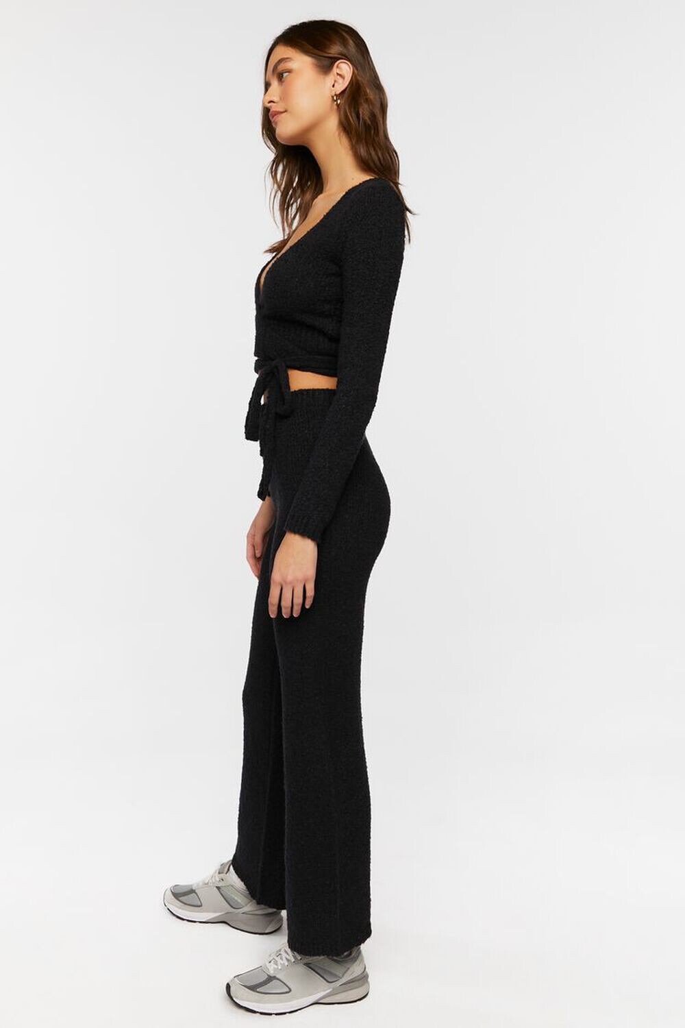 

Комплект из вязаного свитера и укороченных брюк Forever 21, черный
