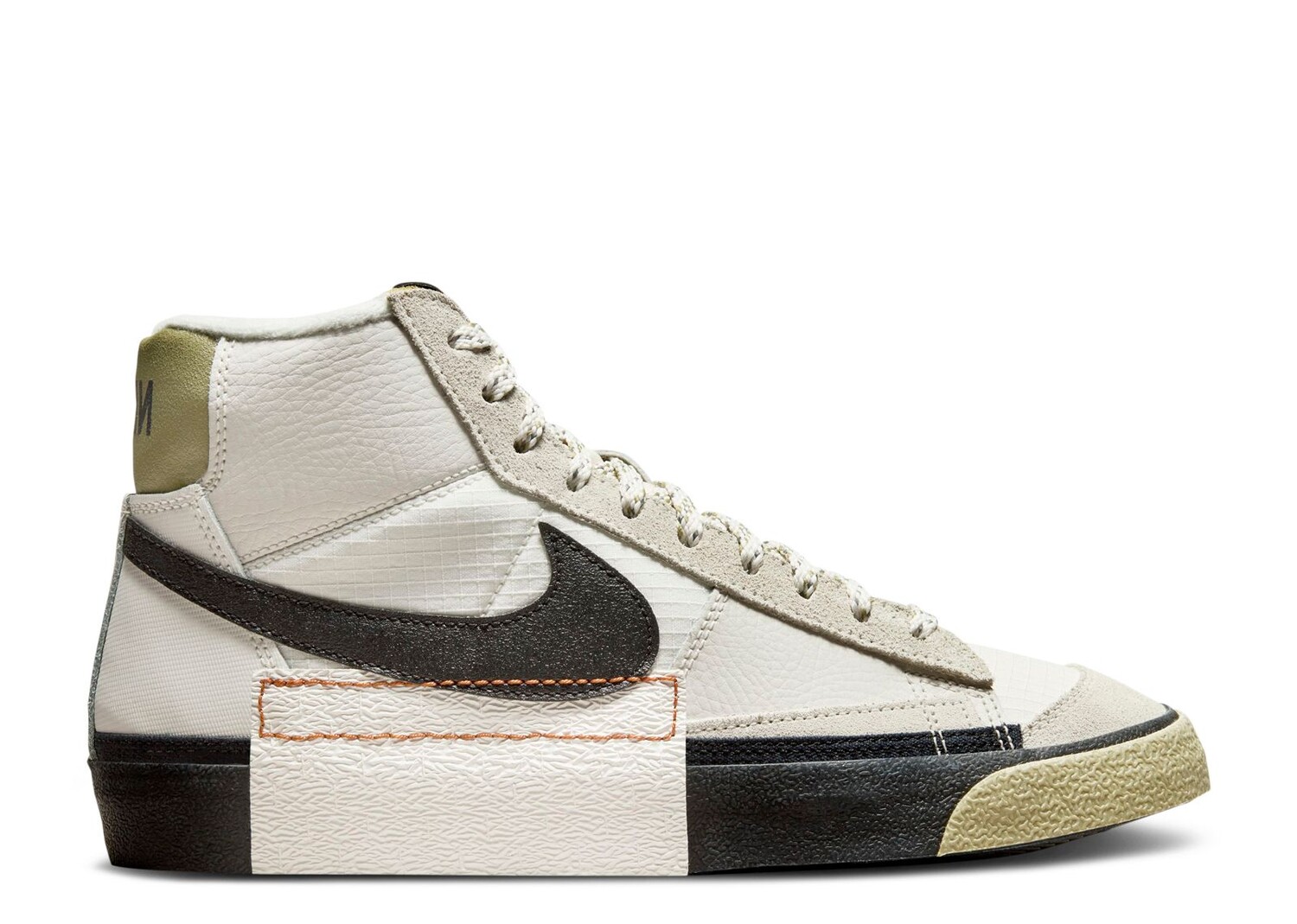 

Кроссовки Nike Blazer Mid Pro Club 'Remastered - Phantom Neutral Olive', кремовый, Бежевый